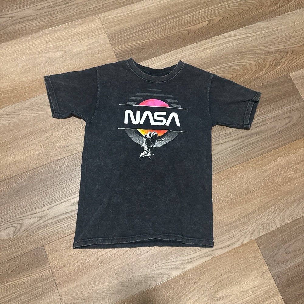 NASA T-Shirt Mens Small Black Acid Wash Graphic Astronaut Logo Short Sleeve